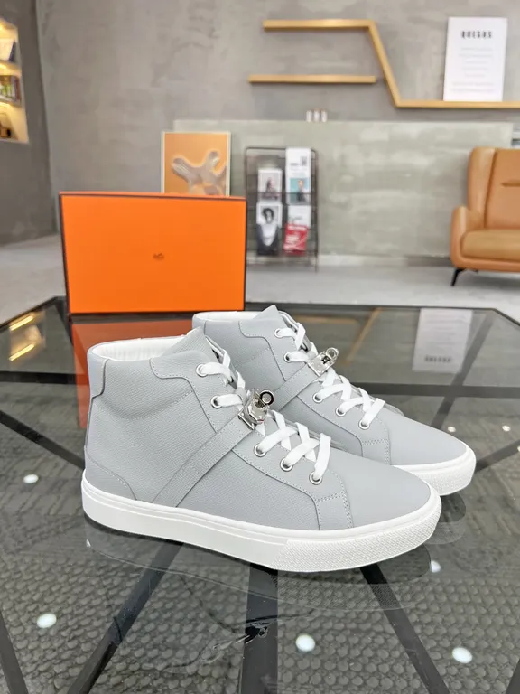 Hermes Shoe 